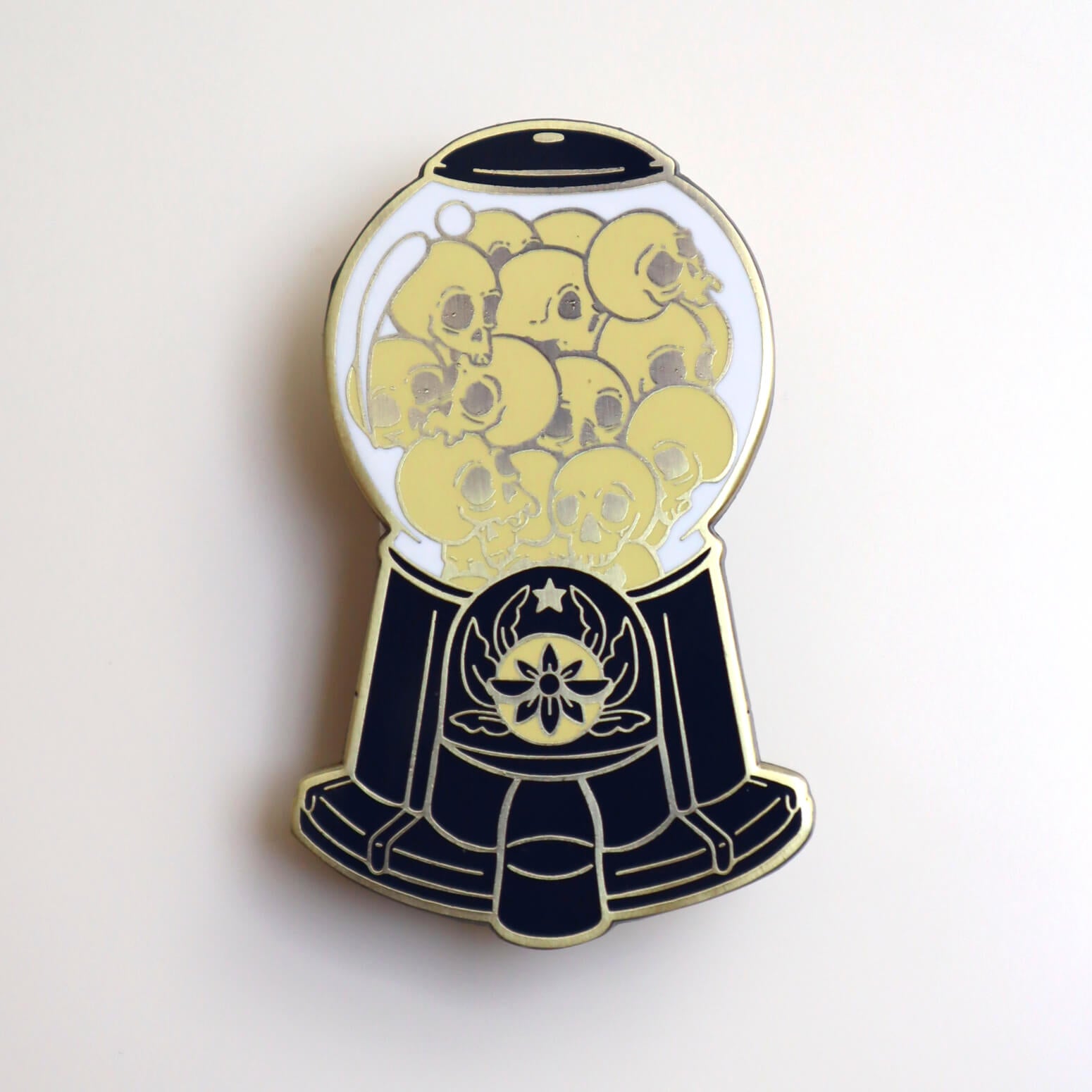 Skull Gumball Machine XL Enamel Pin